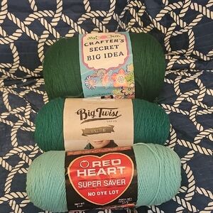 Super Saver Yarn - Green